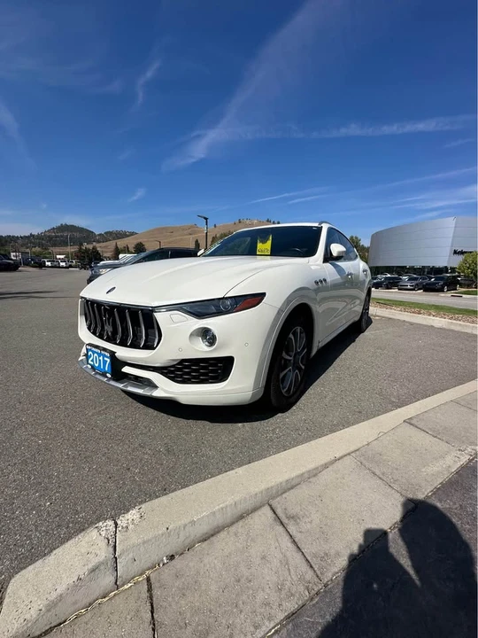 2017 Maserati Levante - Image 6 of 7