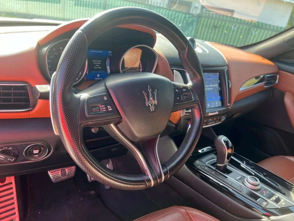 2017 Maserati Levante - Image 12 of 17