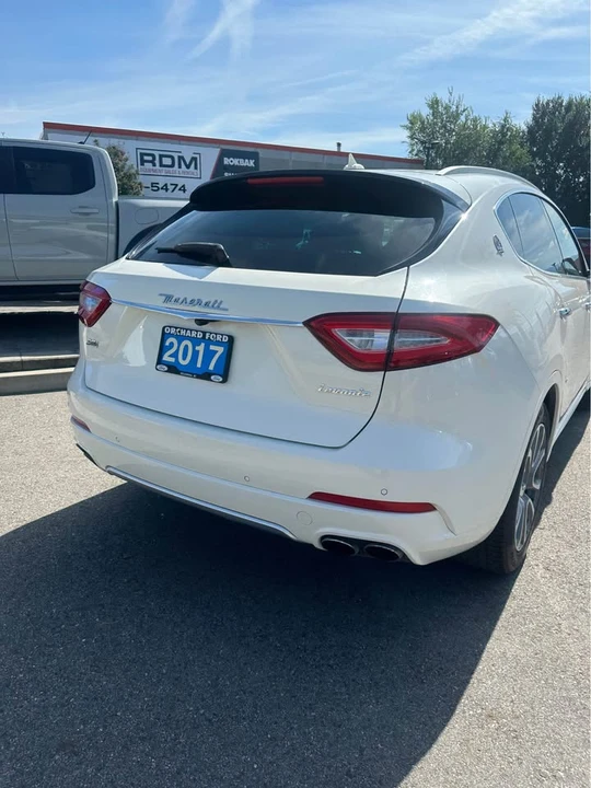 2017 Maserati Levante - Image 4 of 7