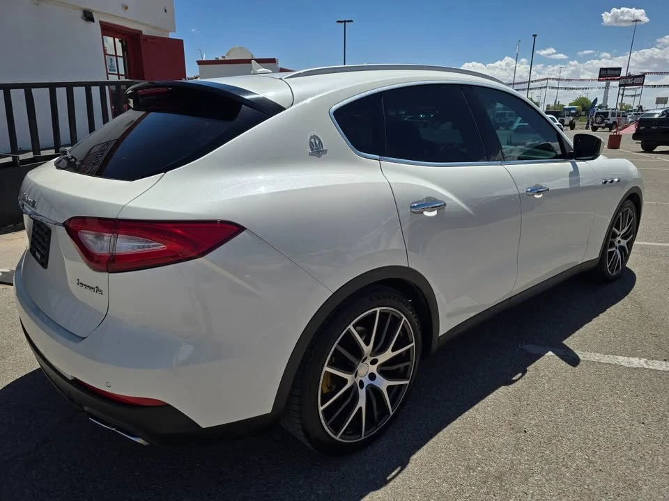 2017 Maserati Levante - Image 3 of 16