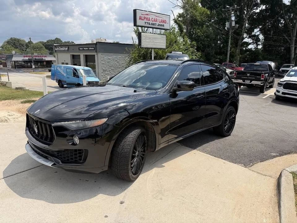 2017 Maserati Levante - Image 2 of 20