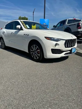 2017 Maserati Levante Levante