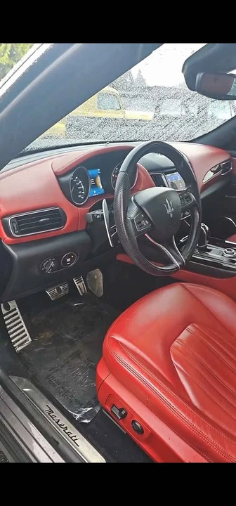 2017 Maserati Levante - Image 2 of 6