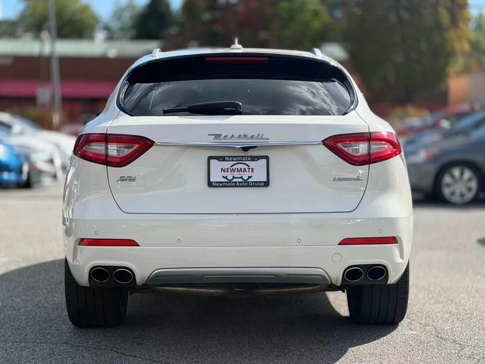 2017 Maserati Levante - Image 6 of 10