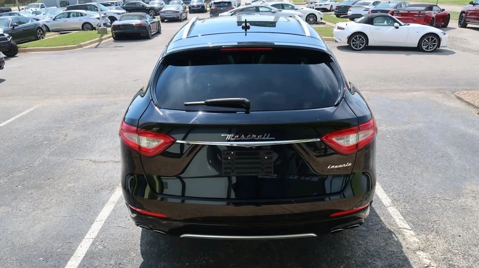 2017 Maserati Levante - Image 9 of 15