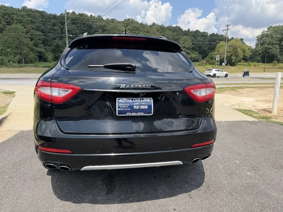 2017 Maserati Levante - Image 11 of 20