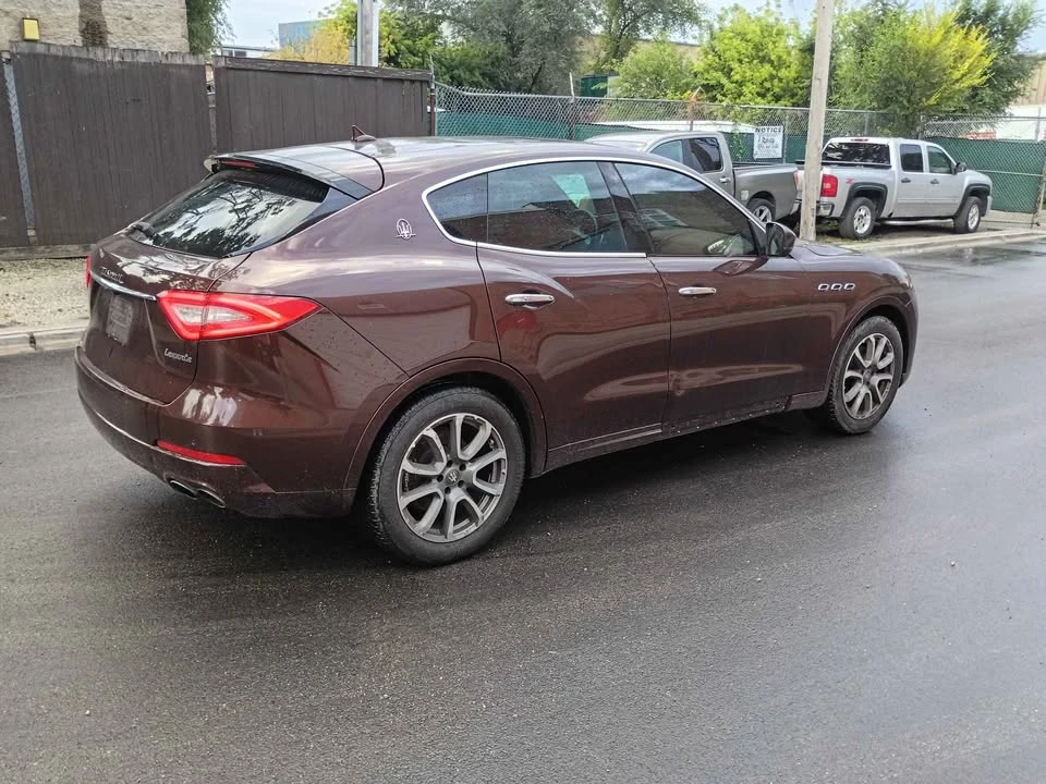 2017 Maserati Levante - Image 5 of 6