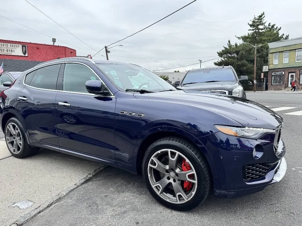 2017 Maserati Levante - Image 3 of 20