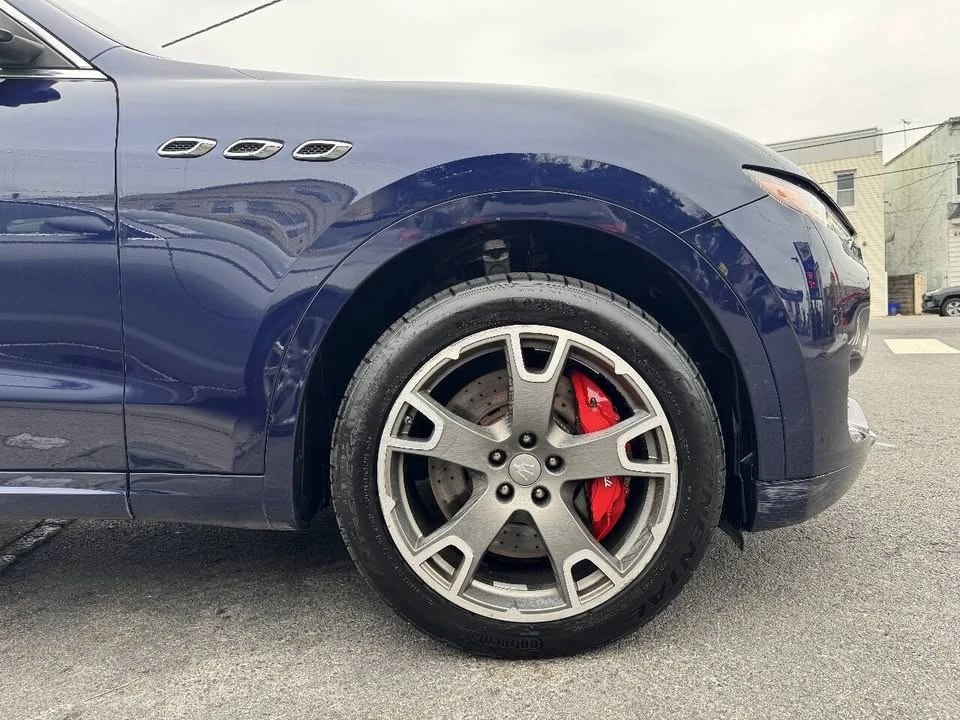2017 Maserati Levante - Image 8 of 20