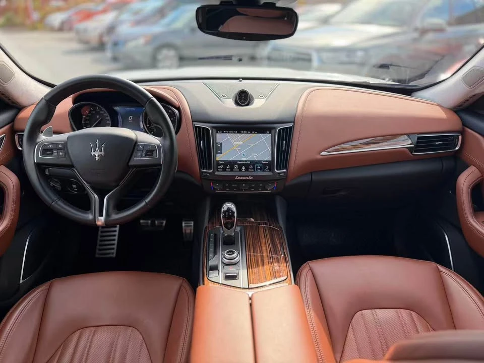 2017 Maserati Levante - Image 11 of 19