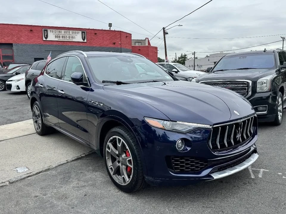 2017 Maserati Levante - Image 5 of 20