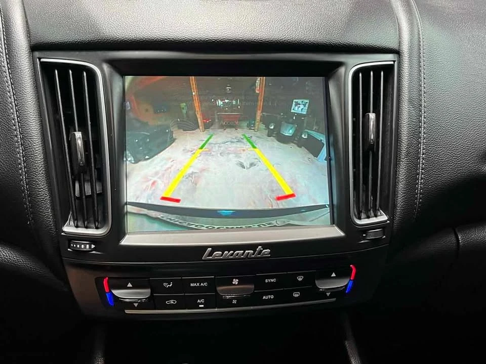 2017 Maserati Levante - Image 19 of 20