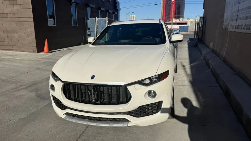 2017 Maserati Levante - Image 8 of 20