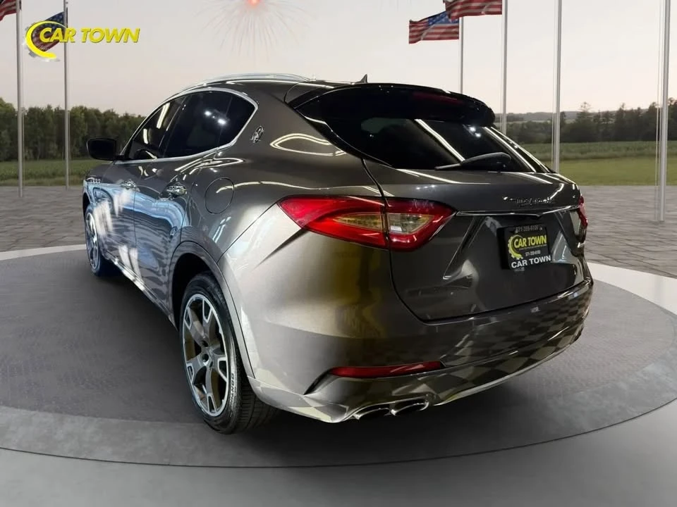 2017 Maserati Levante - Image 13 of 20