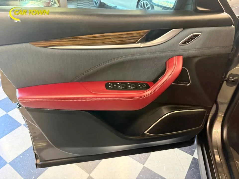 2017 Maserati Levante - Image 19 of 20