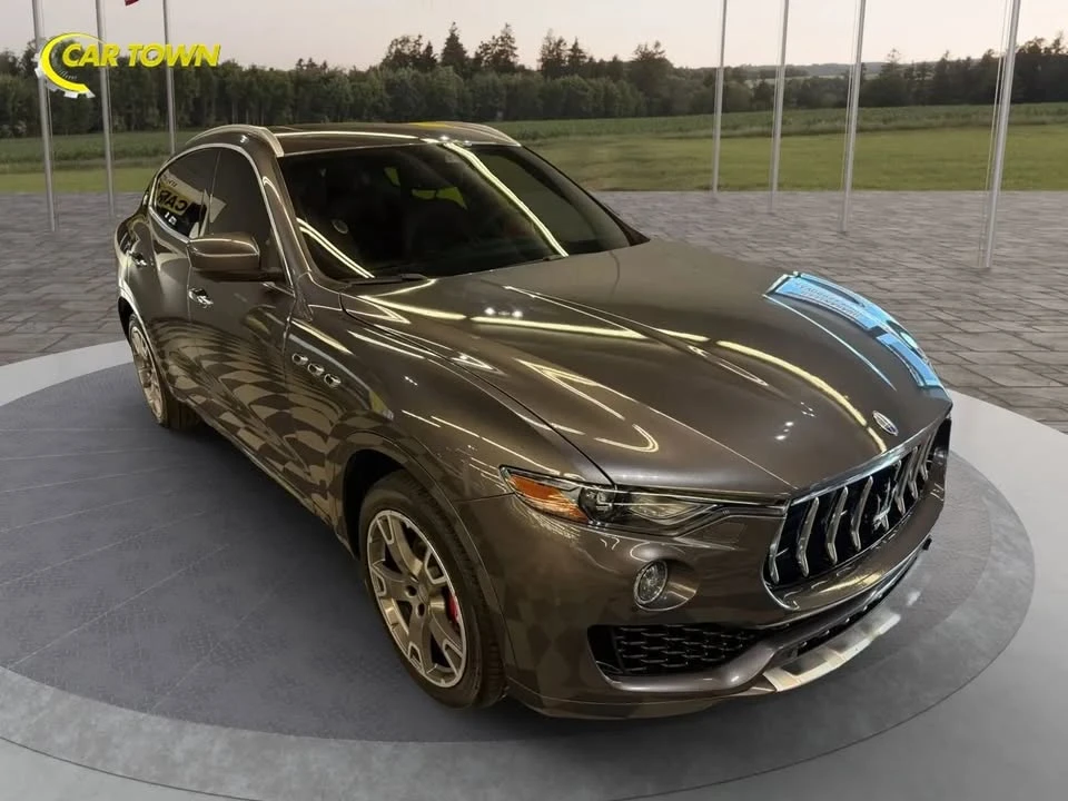 2017 Maserati Levante - Image 5 of 20