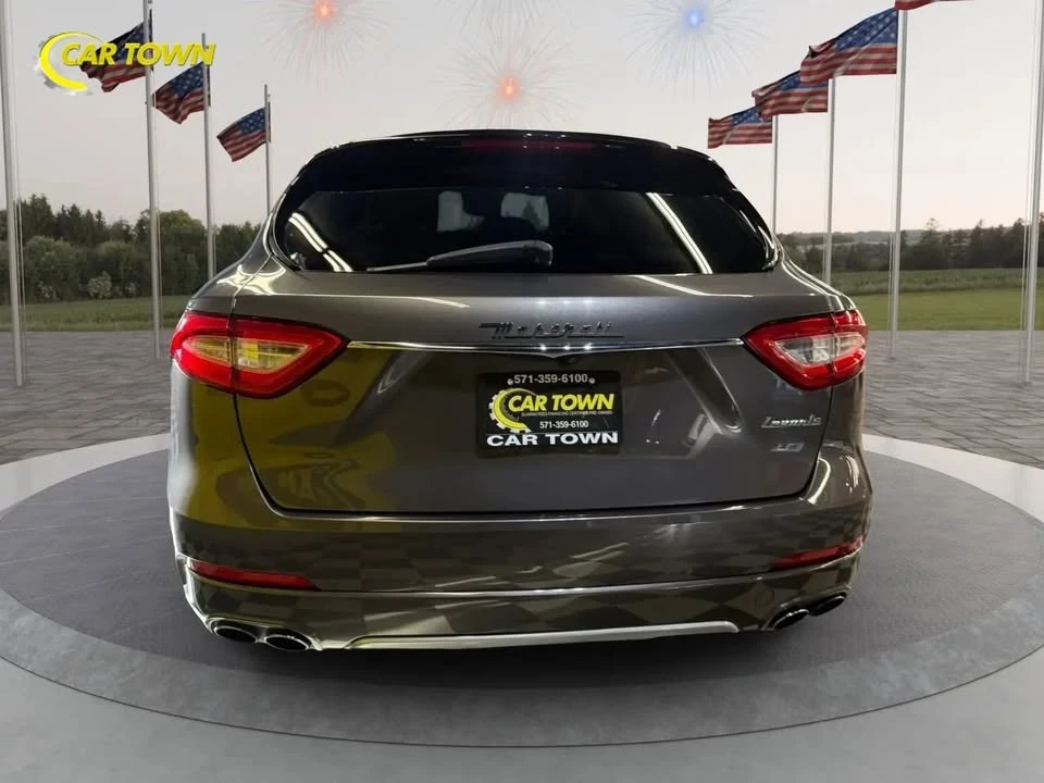 2017 Maserati Levante - Image 11 of 20