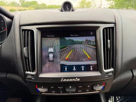 2017 Maserati Levante - Image 16 of 20