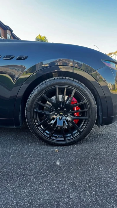 2017 Maserati Levante - Image 4 of 12