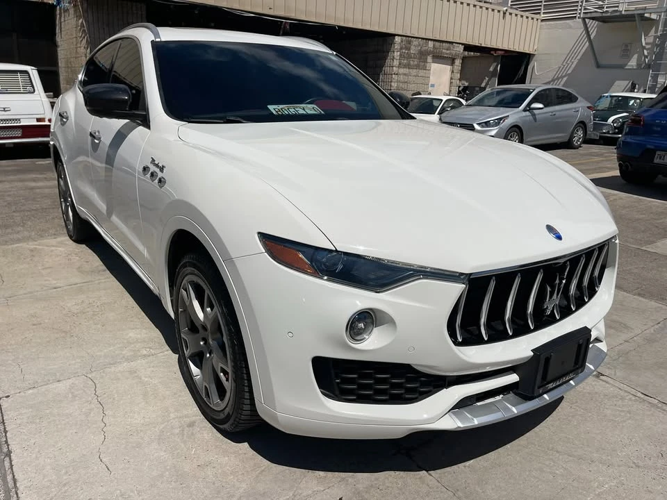 2017 Maserati Levante - Image 2 of 20