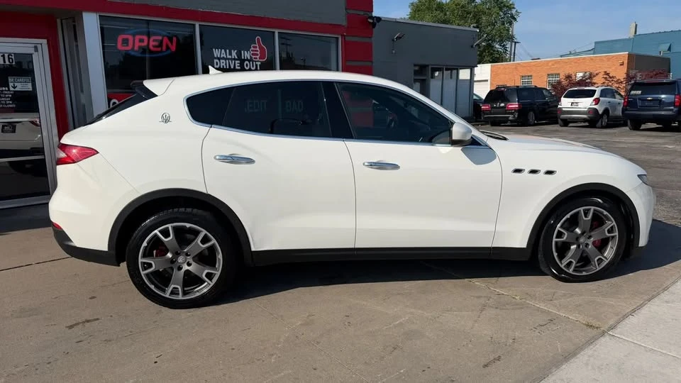 2017 Maserati Levante - Image 3 of 20