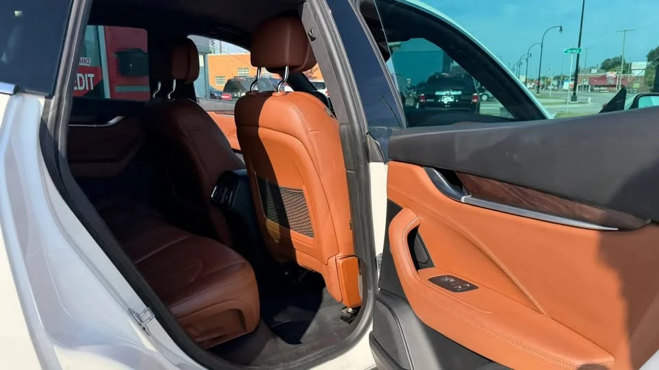 2017 Maserati Levante - Image 13 of 20