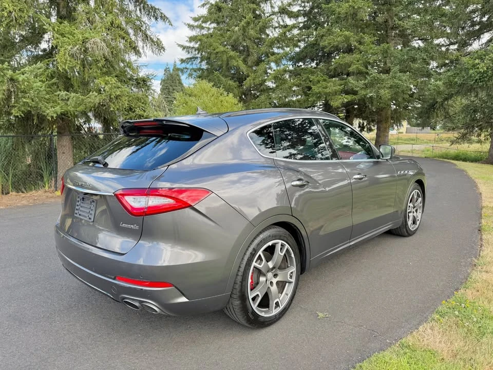 2017 Maserati Levante - Image 5 of 19