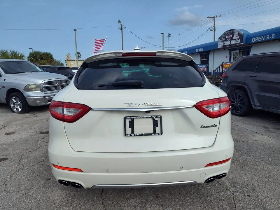 2017 Maserati Levante - Image 4 of 20