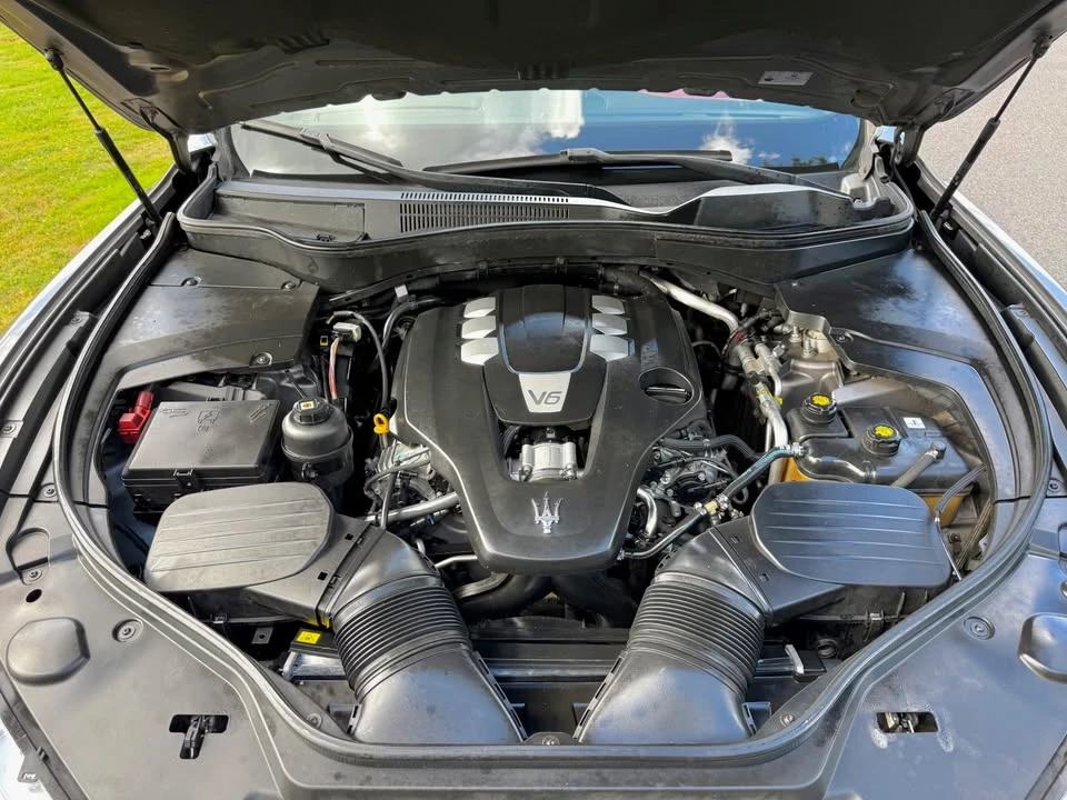 2017 Maserati Levante - Image 15 of 19