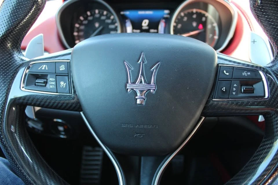 2017 Maserati Levante - Image 11 of 20