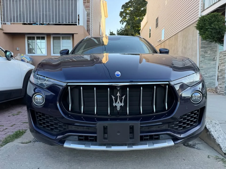 2017 Maserati Levante - Image 6 of 12