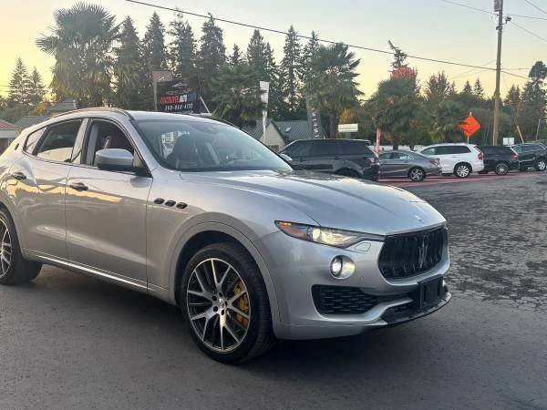 2017 Maserati Levante - Image 3 of 18