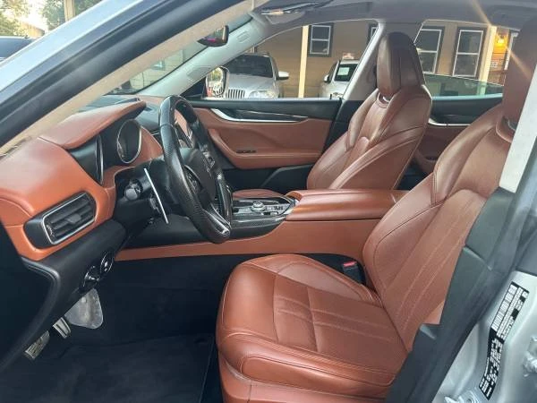 2017 Maserati Levante - Image 13 of 18