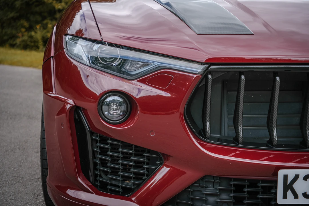 2017 Maserati Levante - Image 11 of 31