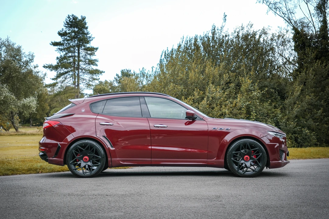 2017 Maserati Levante - Image 7 of 31
