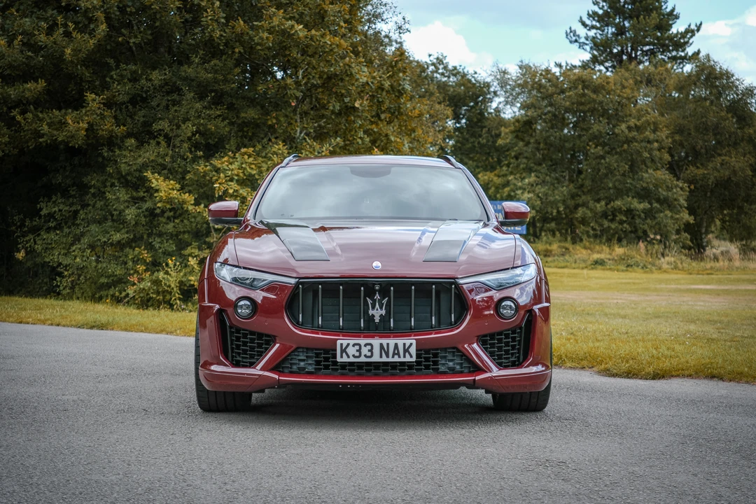 2017 Maserati Levante - Image 9 of 31