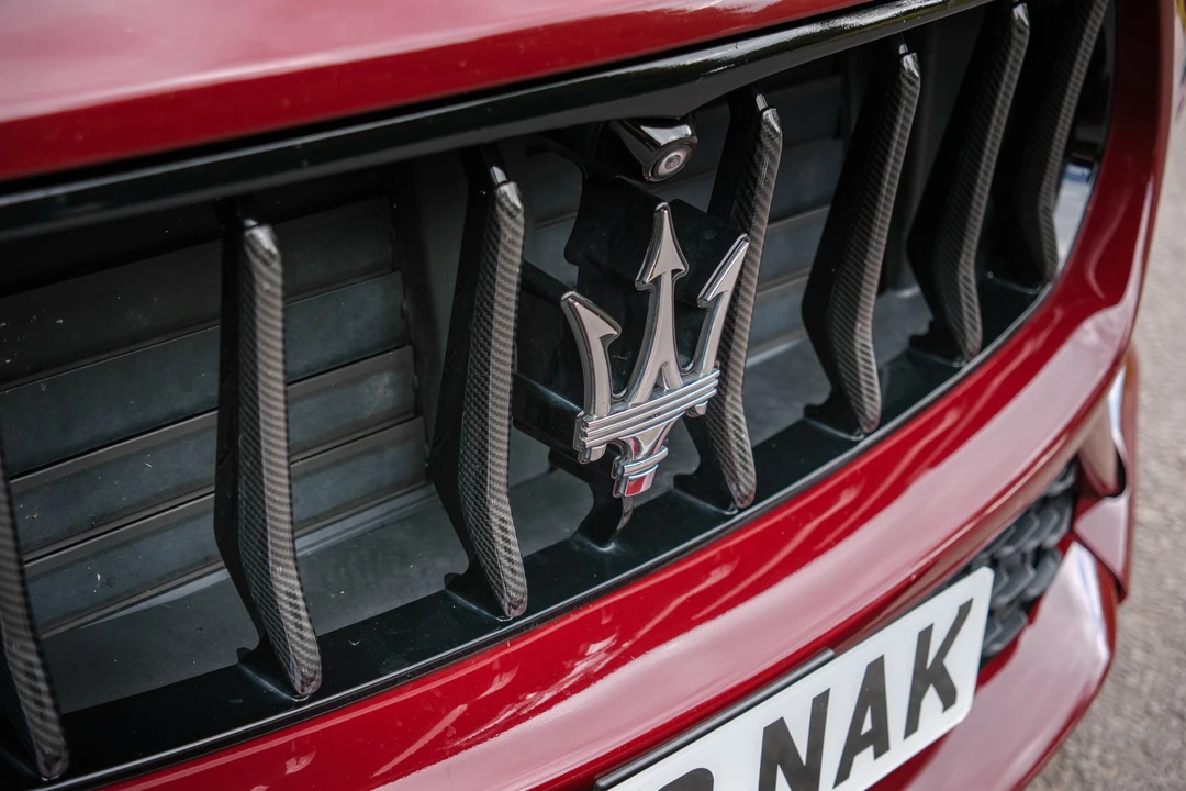2017 Maserati Levante - Image 27 of 31