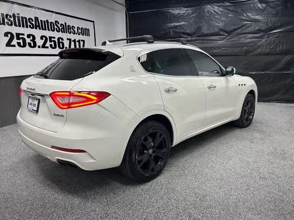 2017 Maserati Levante - Image 3 of 13