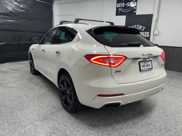 2017 Maserati Levante - Image 4 of 13