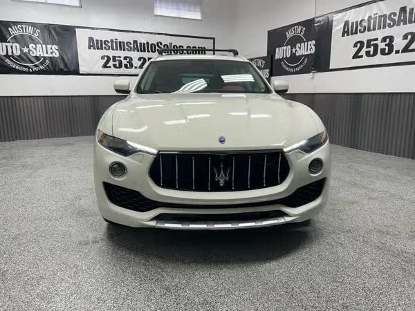 2017 Maserati Levante - Image 2 of 13