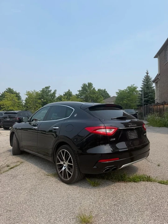 2017 Maserati Levante - Image 3 of 11