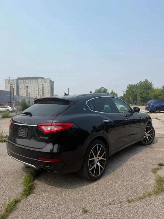 2017 Maserati Levante - Image 4 of 11
