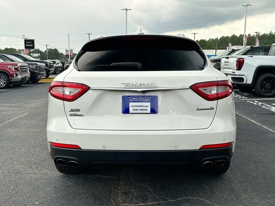 2017 Maserati Levante - Image 15 of 20