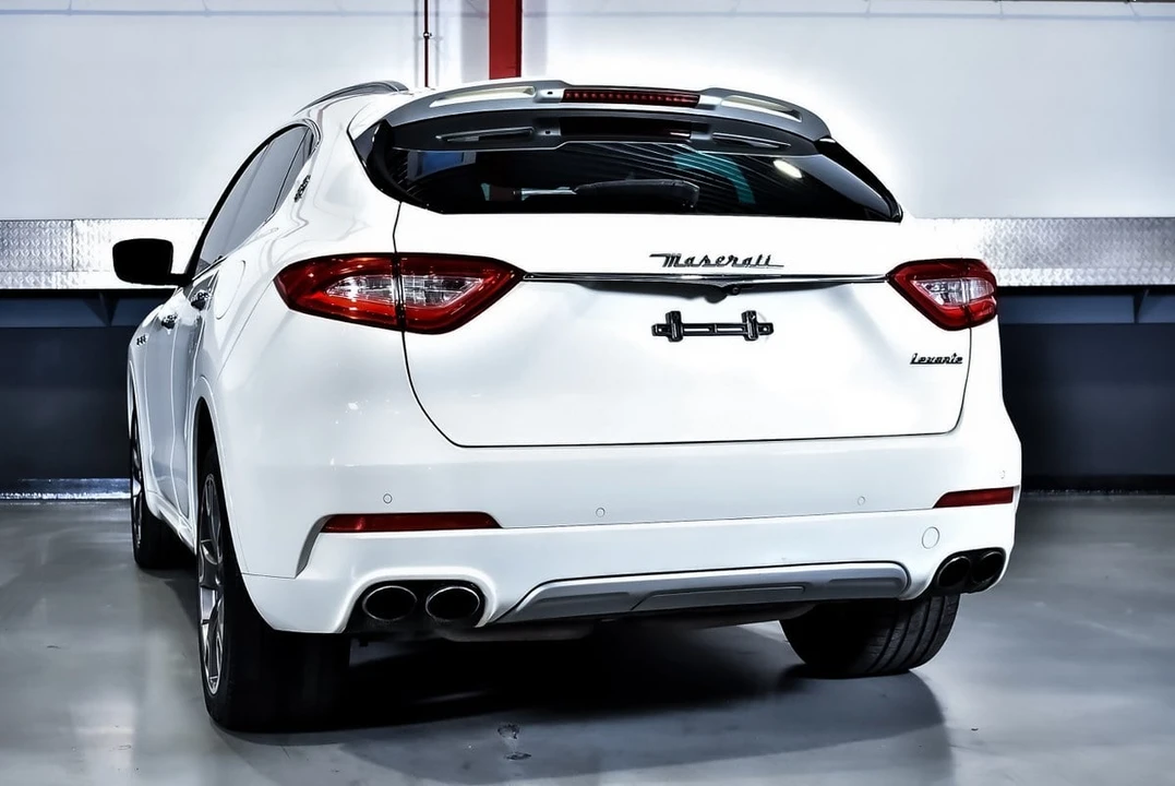2017 Maserati Levante - Image 17 of 31