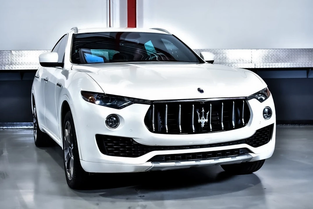 2017 Maserati Levante - Image 5 of 31