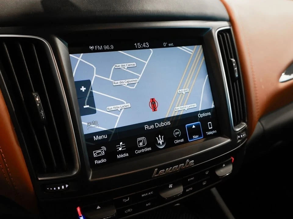 2017 Maserati Levante - Image 19 of 20