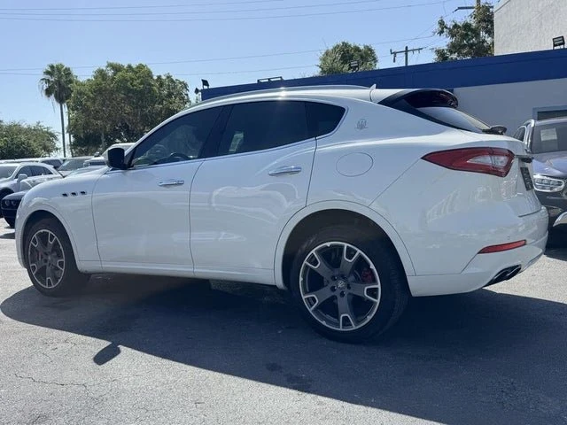 2017 Maserati Levante - Image 16 of 20