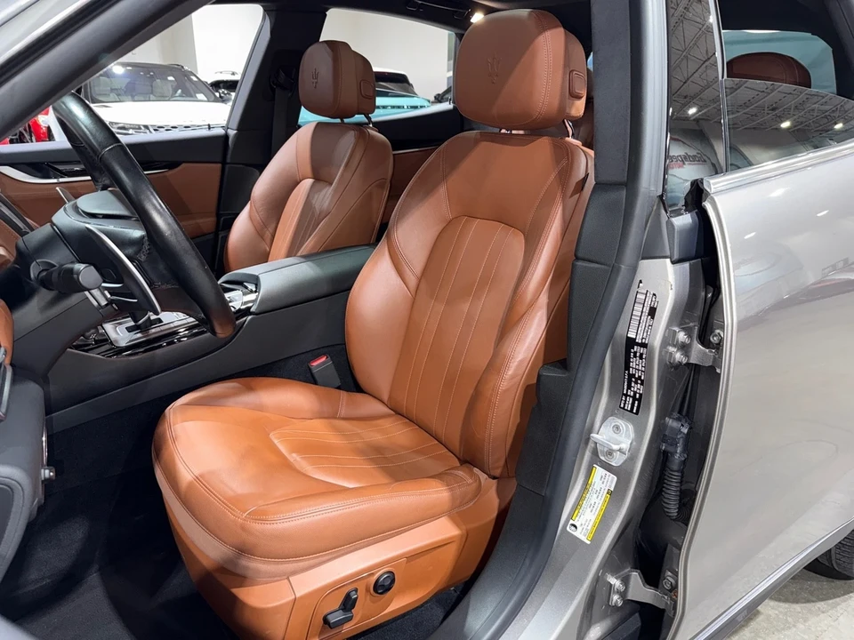 2017 Maserati Levante - Image 9 of 12