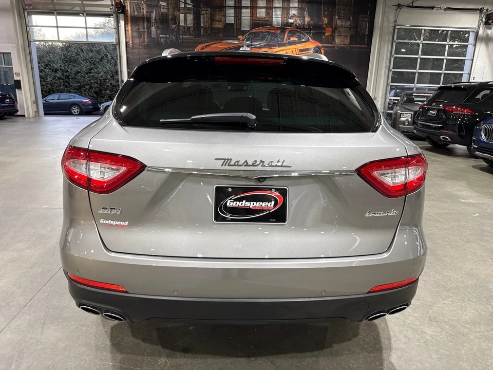 2017 Maserati Levante - Image 6 of 12