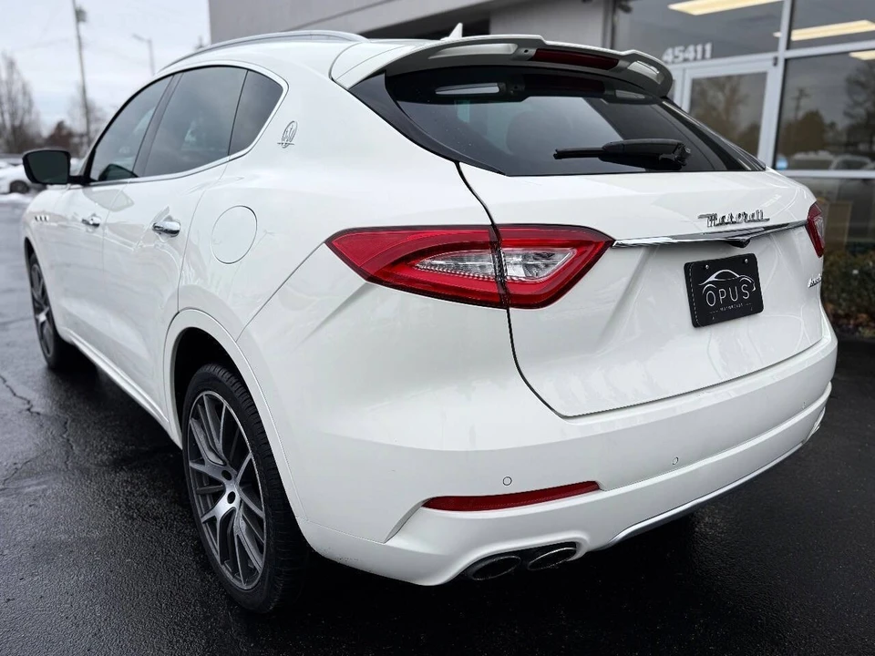 2017 Maserati Levante - Image 3 of 21